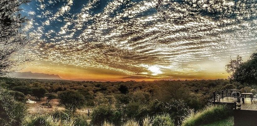 פנסיון Khaya Ndlovu Safari Manor