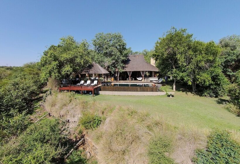 פנסיון Khaya Ndlovu Safari Manor