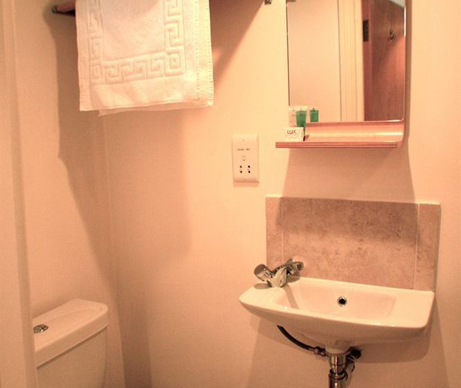 فندق The Kelvin Guest House