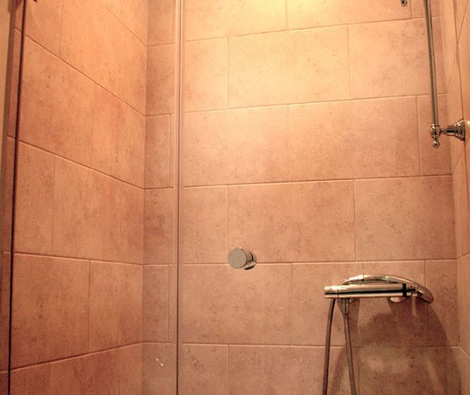 فندق The Kelvin Guest House