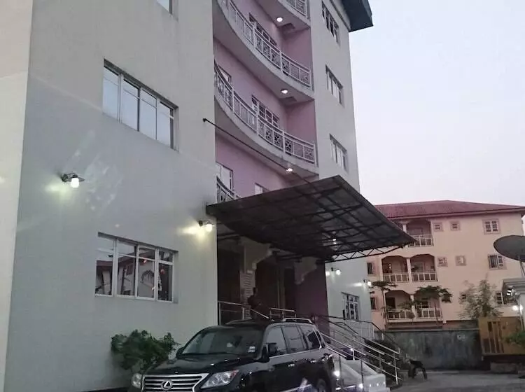 Southern Star Hotel & Towers