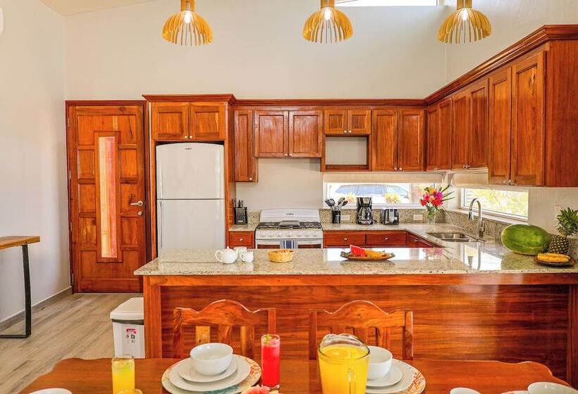 Umaya Resort & Adventures