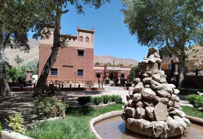 هتل Berbere De La Montagne