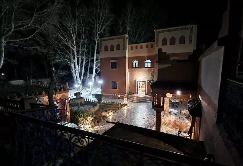 هتل Berbere De La Montagne