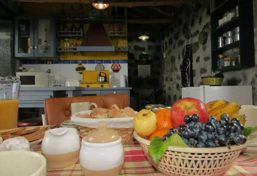 ホテル Casa Adega Alto Do Passinho