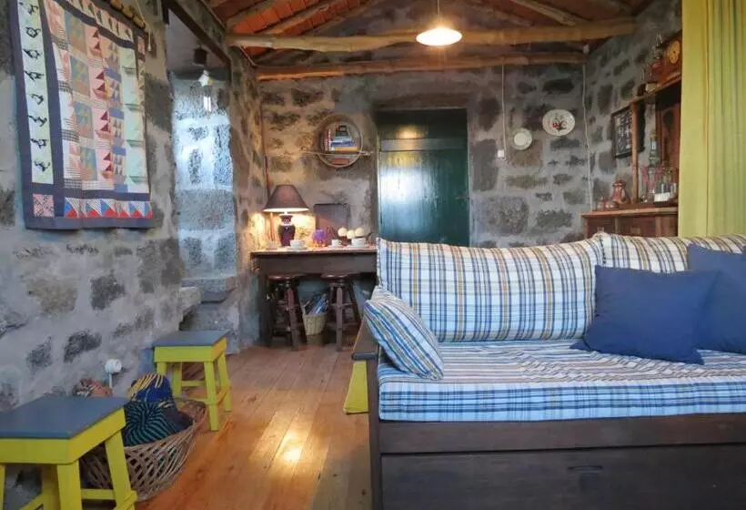 ホテル Casa Adega Alto Do Passinho