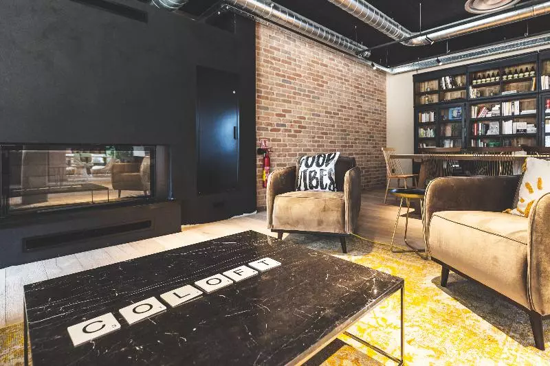 Hotelli Coloft Lille Lesquin