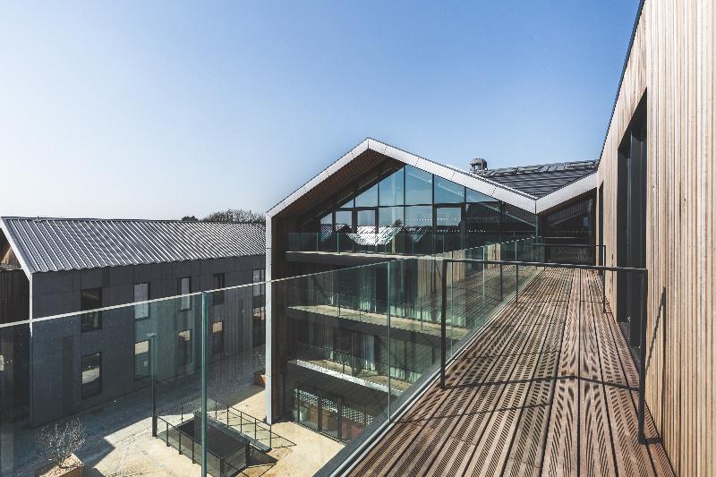 ホテル Coloft Lille Lesquin