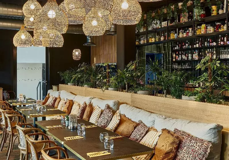 Hotelli Coloft Lille Lesquin