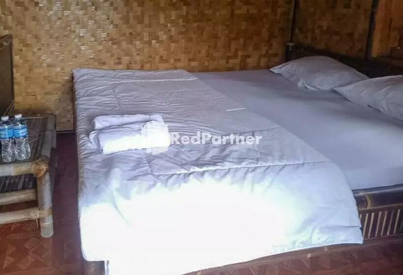 ホテル De Salak Homestay Gunung Salak Redpartner