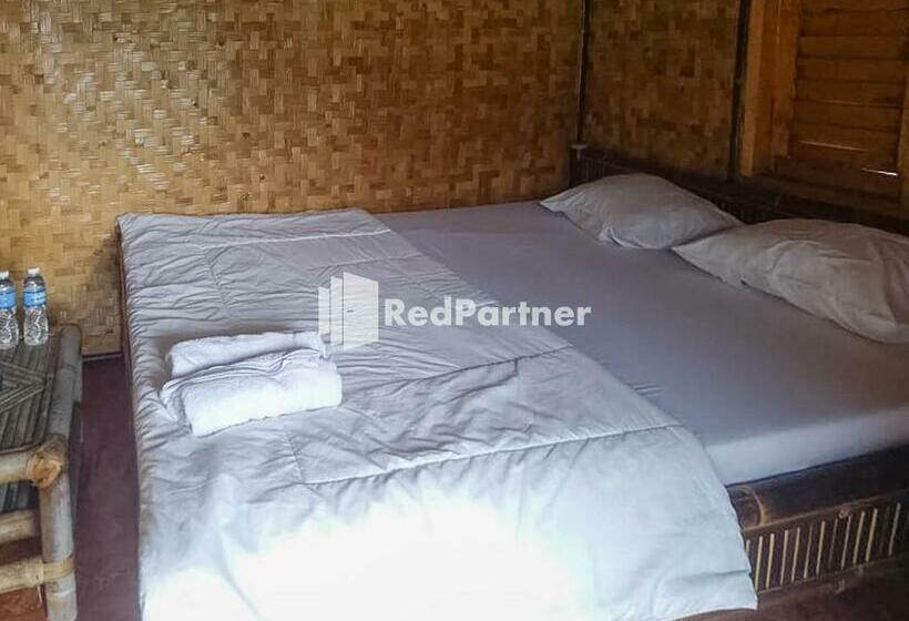 בית מלון כפרי De Salak Homestay Gunung Salak Redpartner
