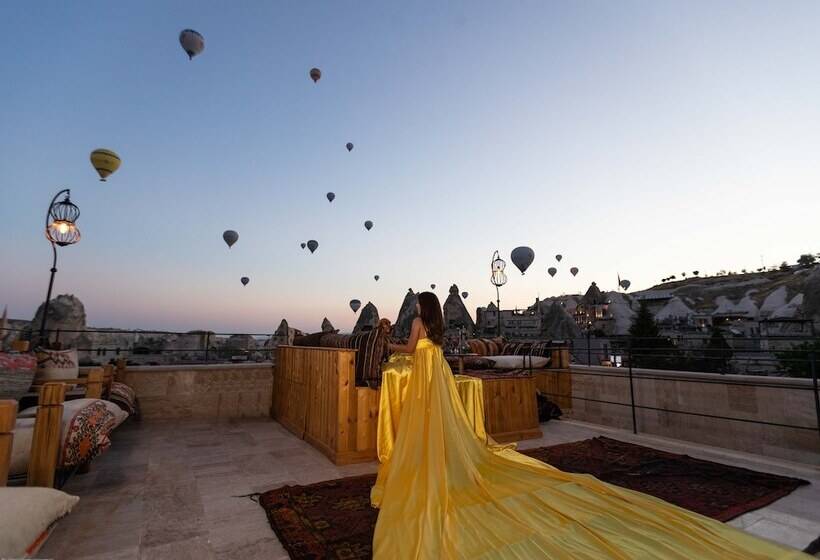 هتل Helen Cave Suites