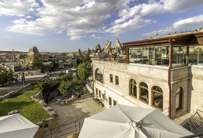 هتل Helen Cave Suites