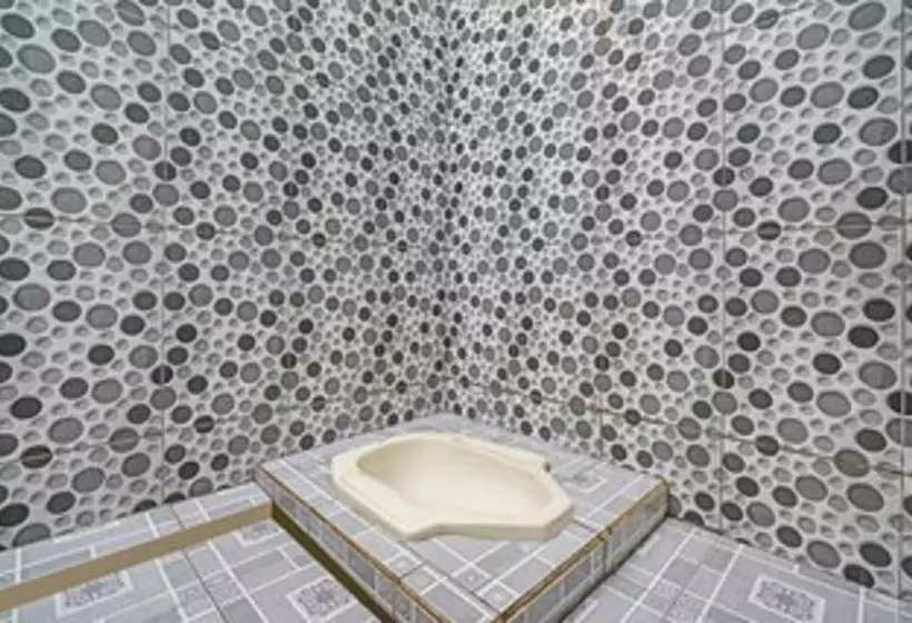 Hotelli Oyo Homes 91009 Eco Tourism Desa Cibodas Areng 4 Syariah