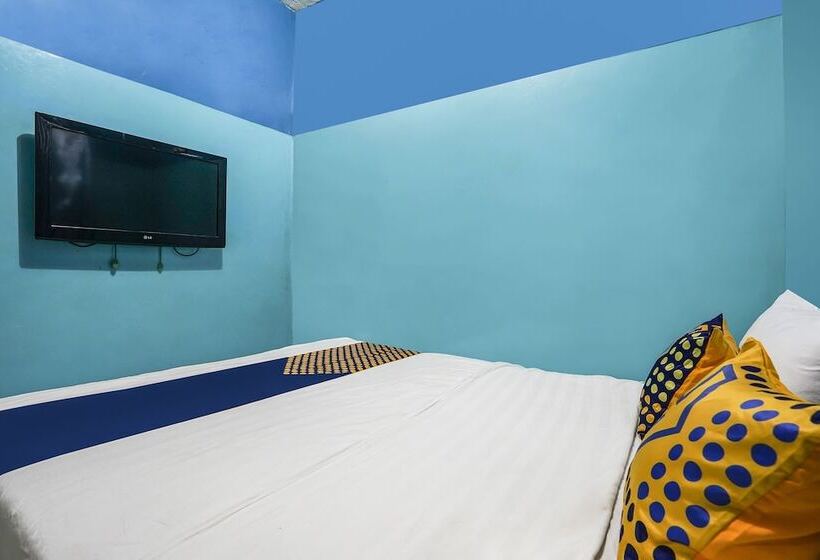 בית מלון כפרי Oyo Homes 91009 Eco Tourism Desa Cibodas Areng 4 Syariah