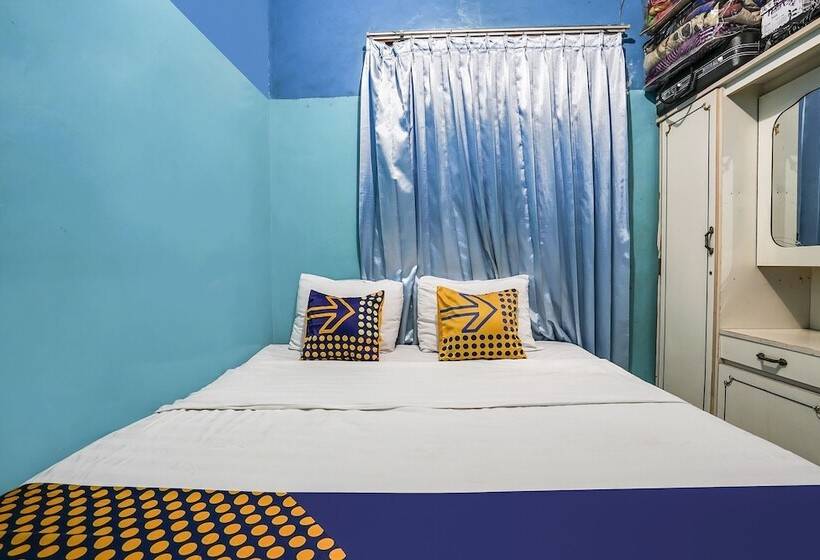 בית מלון כפרי Oyo Homes 91009 Eco Tourism Desa Cibodas Areng 4 Syariah