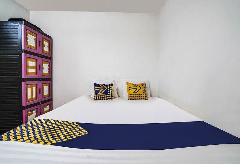 בית מלון כפרי Oyo Homes 91009 Eco Tourism Desa Cibodas Areng 4 Syariah