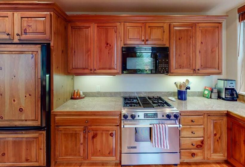 فندق Big Wood River Run