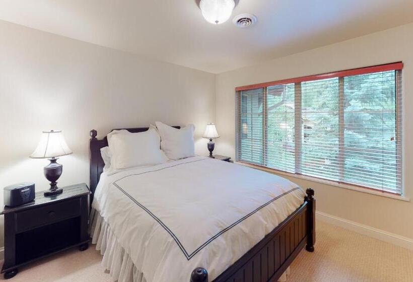 فندق Big Wood River Run