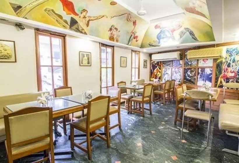 Hotelli Fabexpress Kalyan