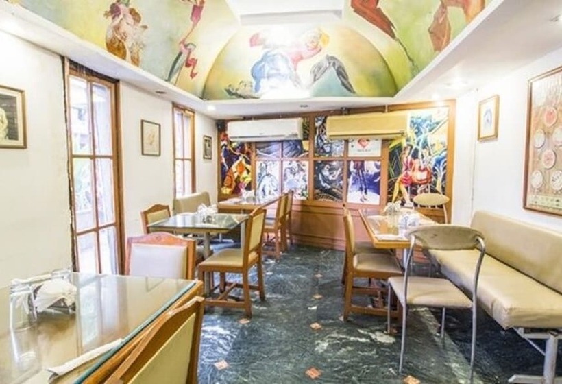 هتل Fabexpress Kalyan