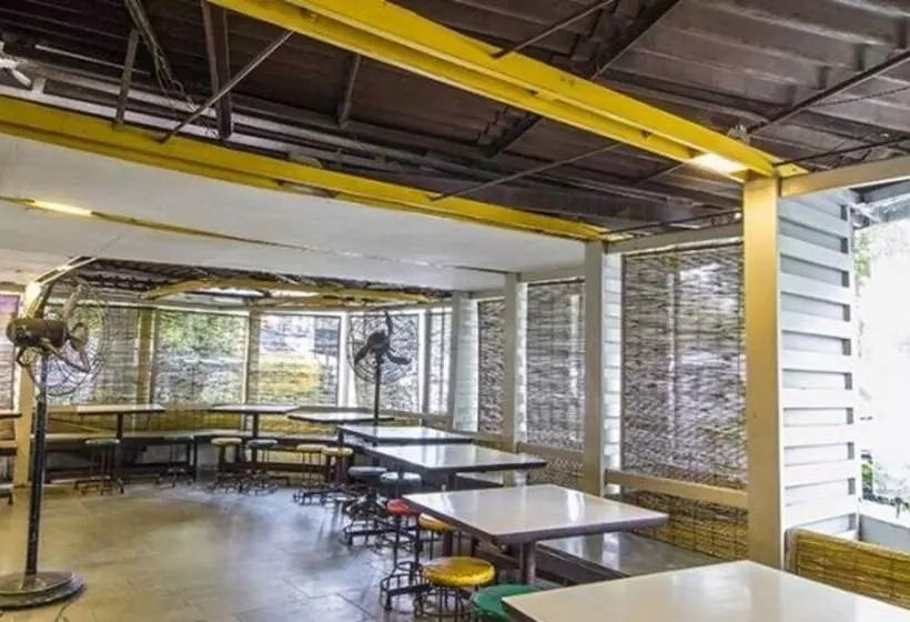 Hotelli Fabexpress Kalyan