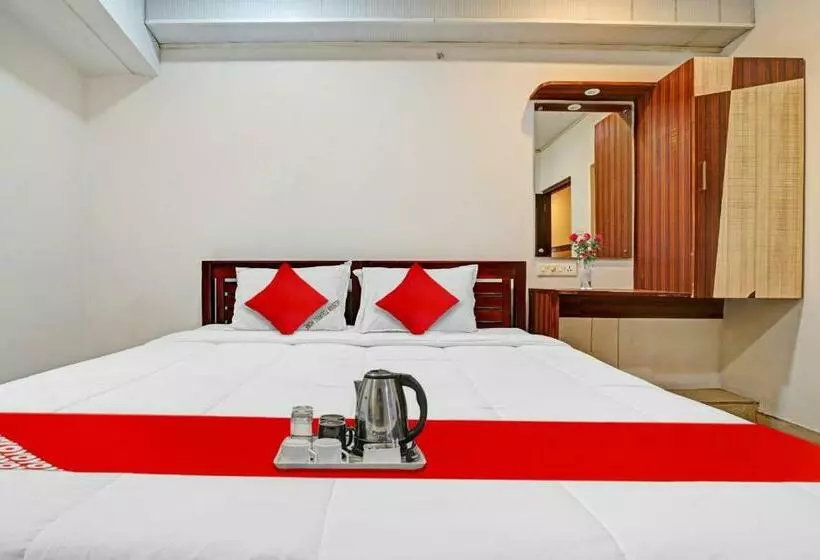 ホテル Flagship 70160 Mezban Grand Suites