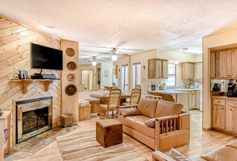 酒店 Gold Dust Condo