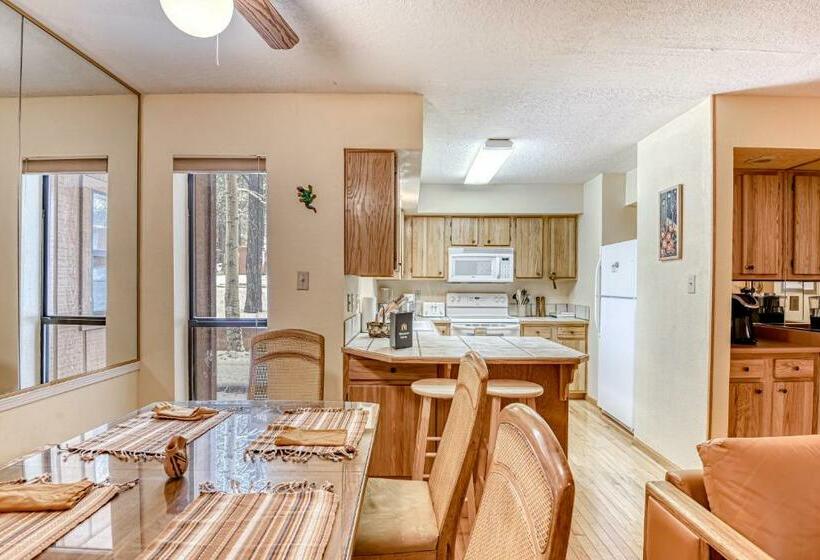 酒店 Gold Dust Condo