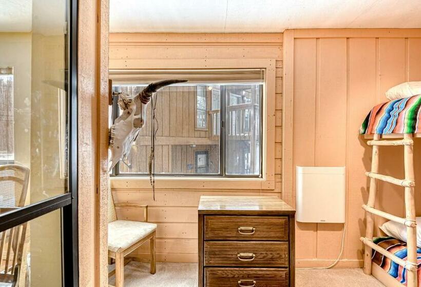 酒店 Gold Dust Condo