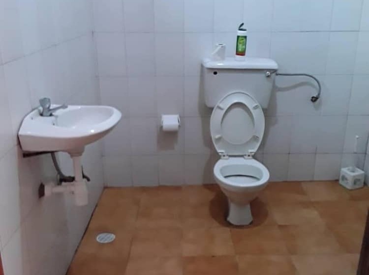 هتل Mbara Safari Lodge And Resort