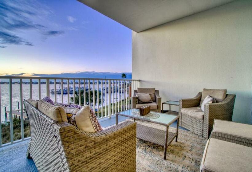 בית מלון כפרי South Harbour D3