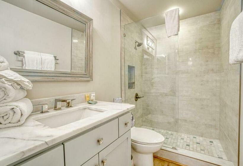 בית מלון כפרי South Harbour D3