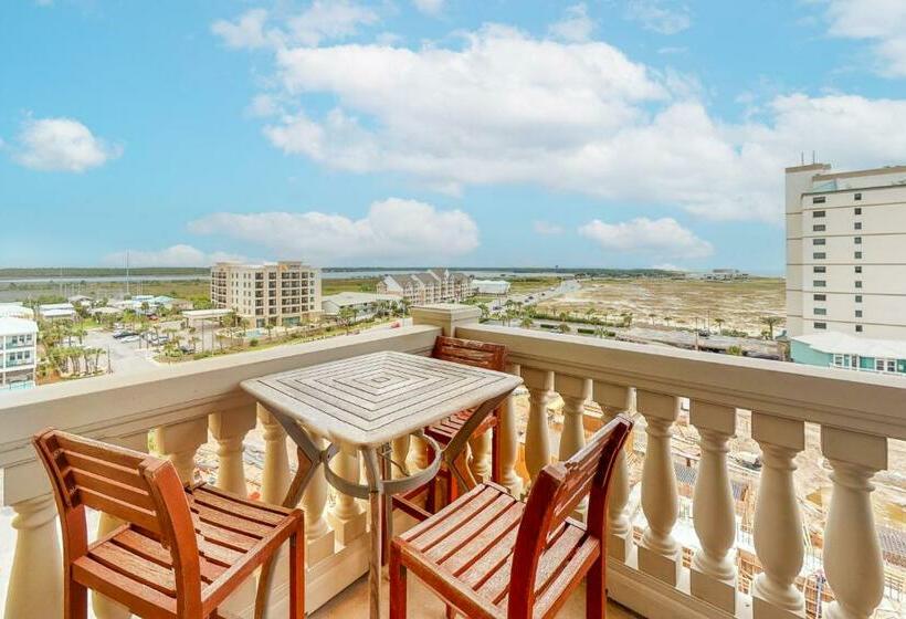 هتل The Colonnades 2102