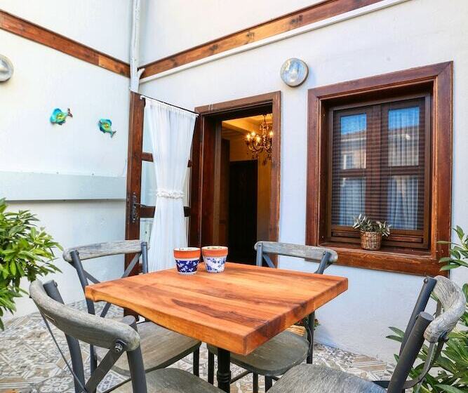 هتل Trilye Bay C Konak