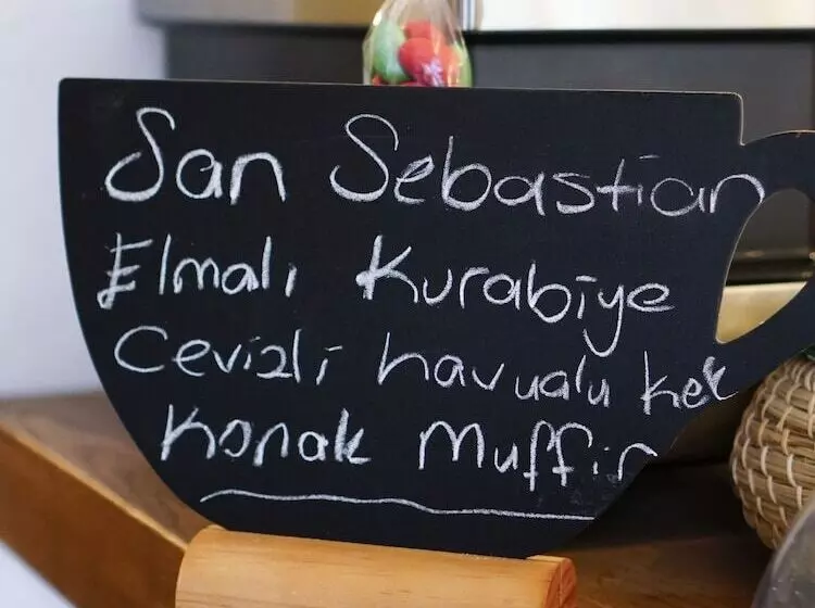 هتل Trilye Bay C Konak