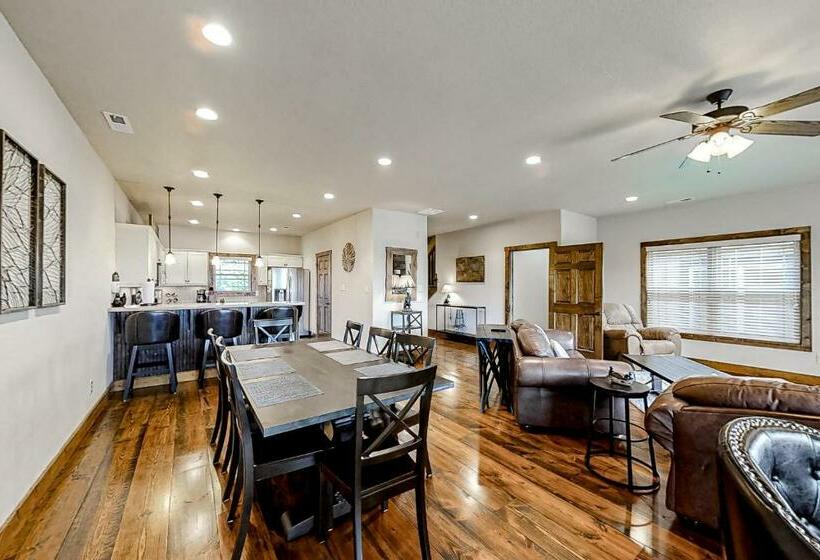 ホテル Whisky Waves