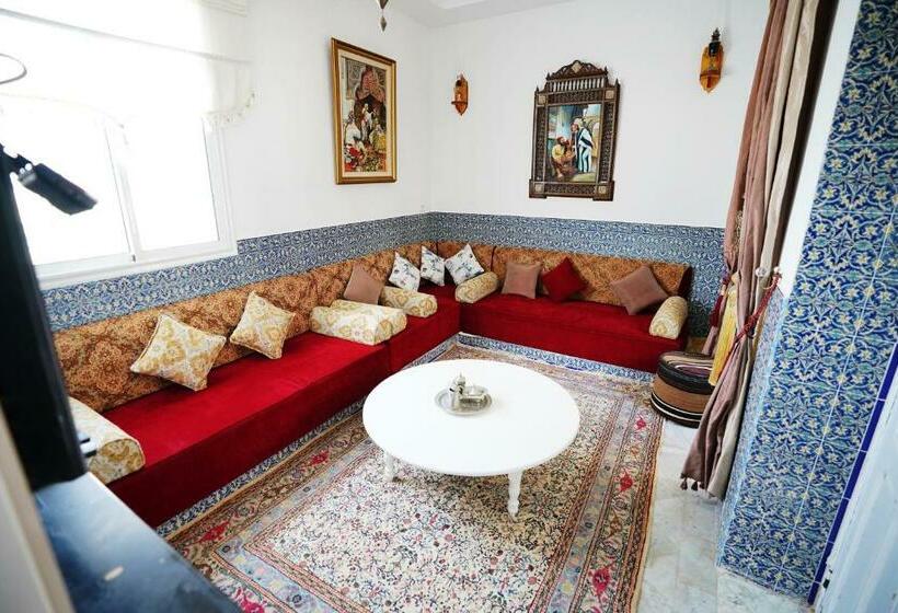 ペンション Dar El Hamra