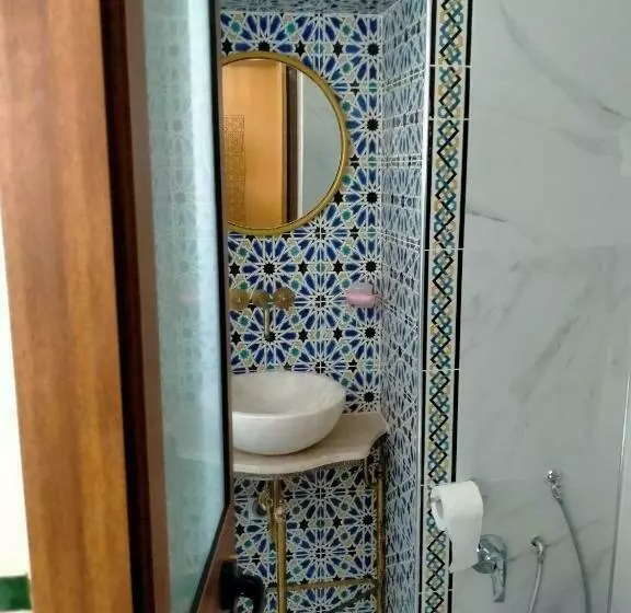 ペンション Dar El Hamra