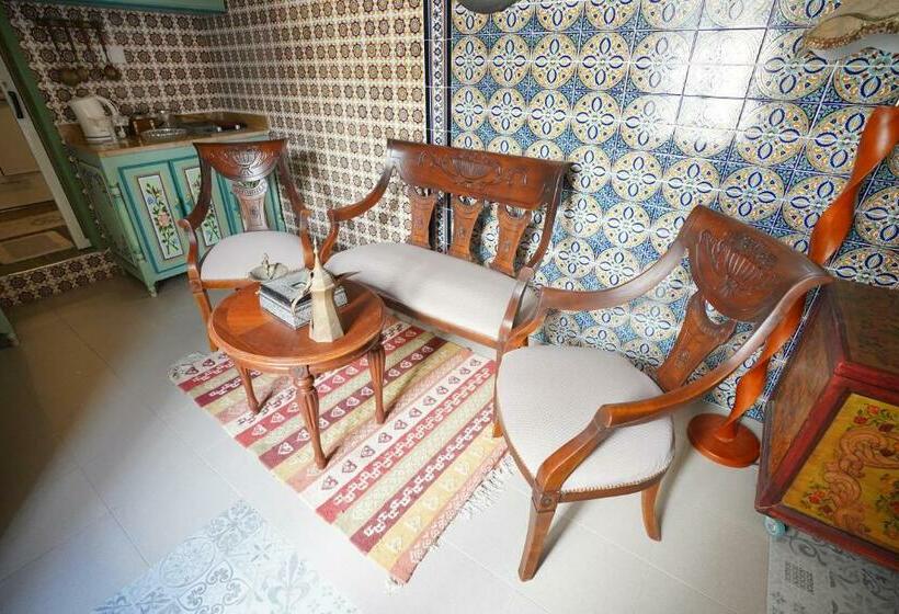 ペンション Dar El Hamra