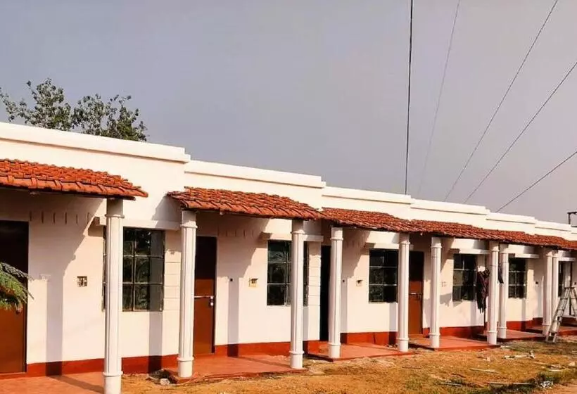 Staymaker Gharana Resort