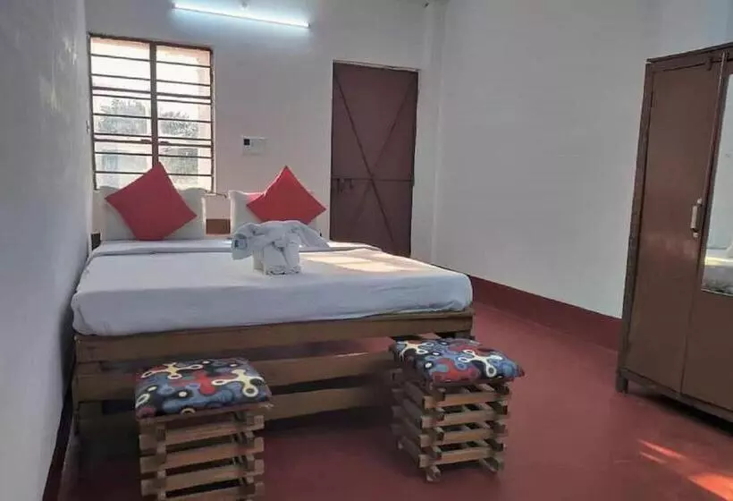 Staymaker Gharana Resort