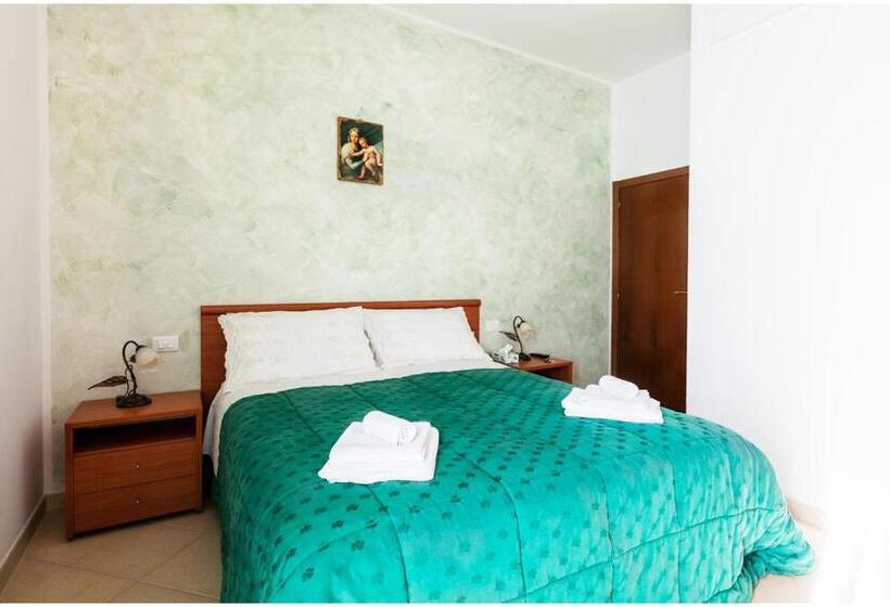 مبيت وإفطار Guest House Il Faro