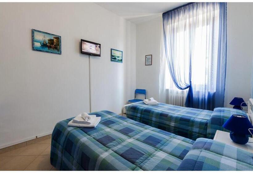 مبيت وإفطار Guest House Il Faro