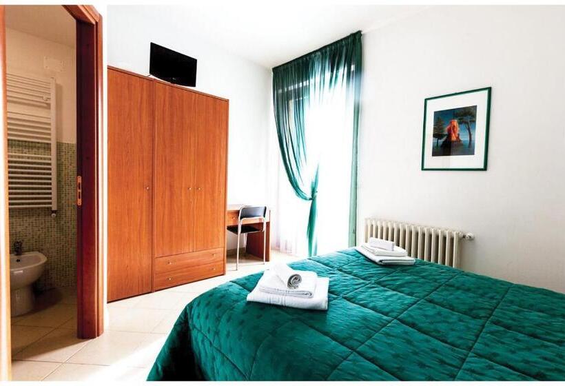 مبيت وإفطار Guest House Il Faro