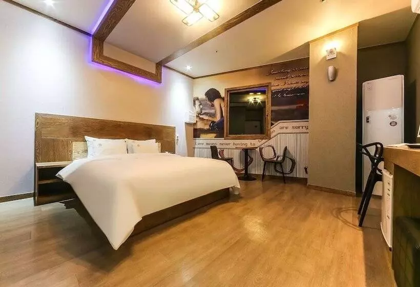 Eumseong Rich Self Check In Motel