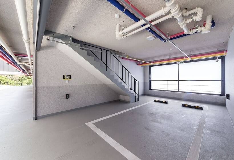 Gimpo Drive In B Faced Hotel Louis