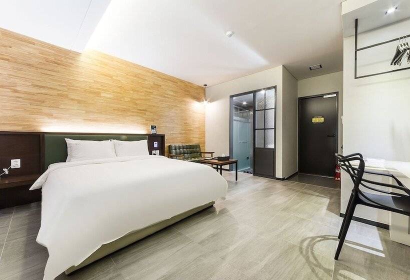 Gimpo Drive In B Faced Hotel Louis