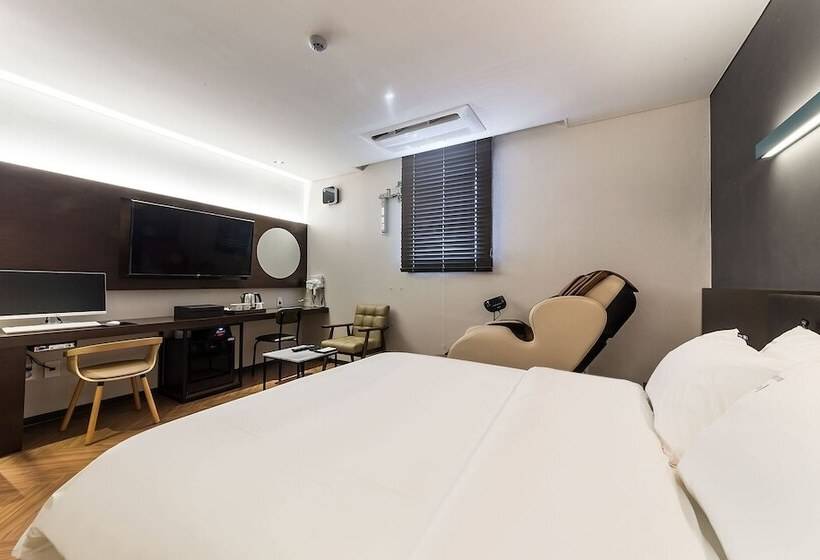 Gimpo Drive In B Faced Hotel Louis