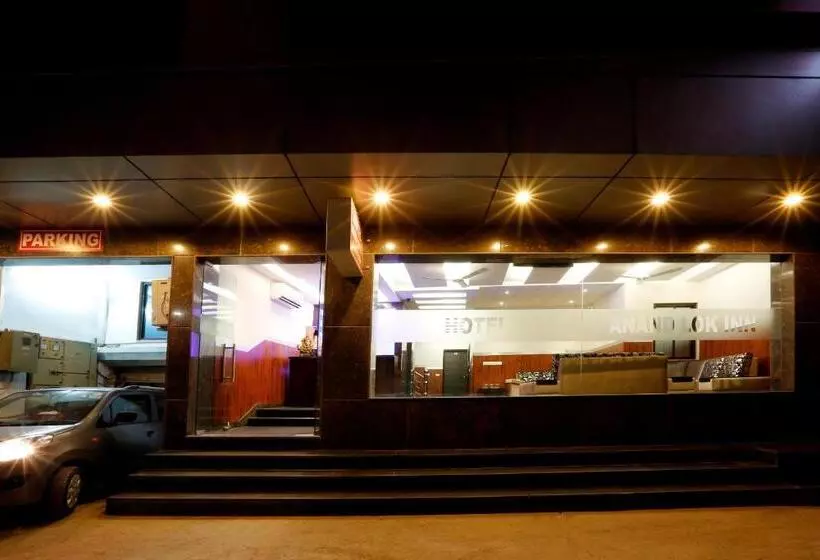 Hotelli Anand Lok Inn